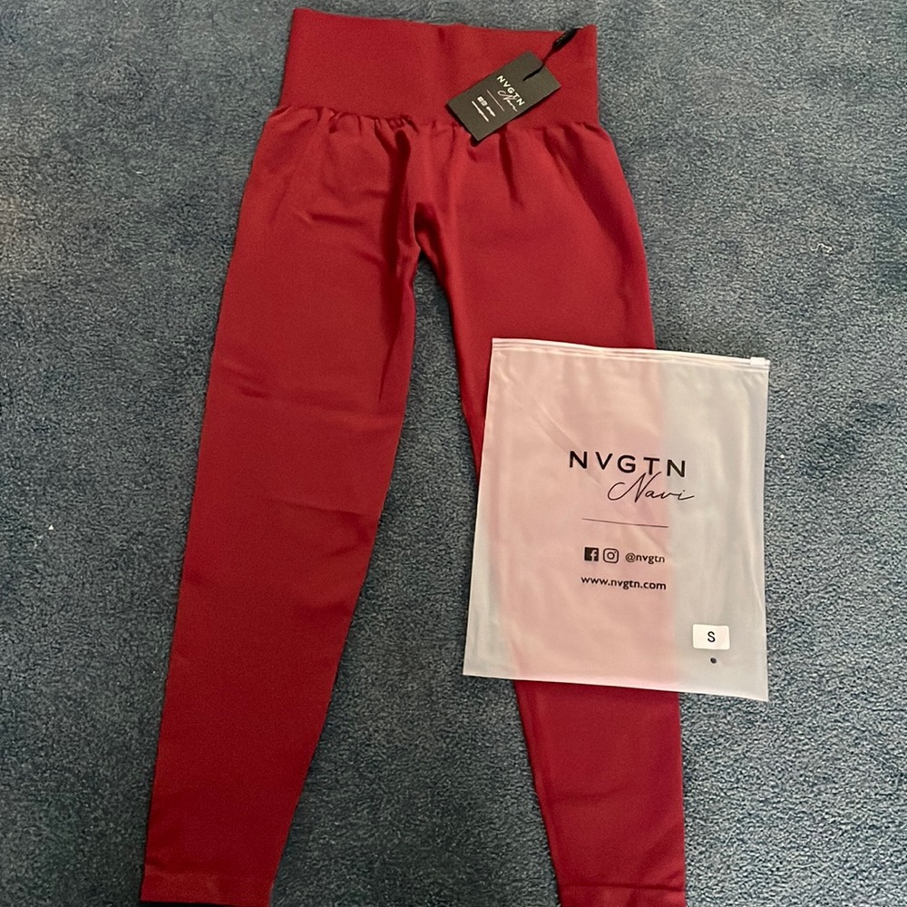 NVGTN brand solid seamless leggings for women